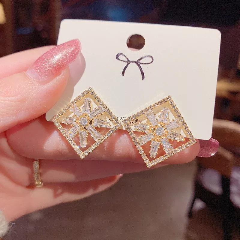 Crystal Burst Square Stud Earrings – Zelvyn
