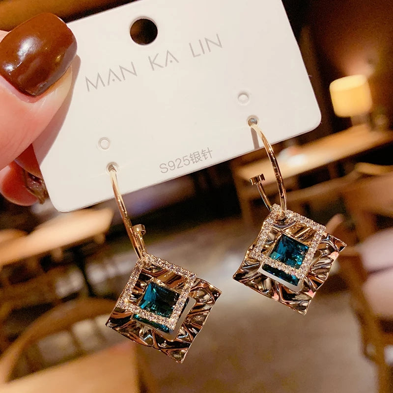 Luxury Blue Crystal Geometric Drop Earrings – 925 Silver Needle – Zelvyn