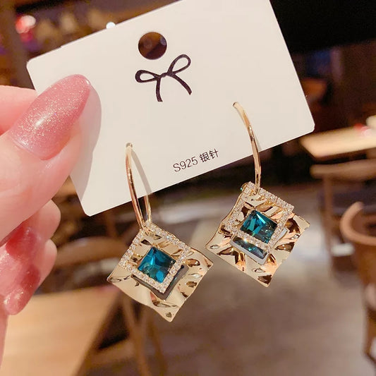 Luxury Blue Crystal Geometric Drop Earrings – 925 Silver Needle – Zelvyn