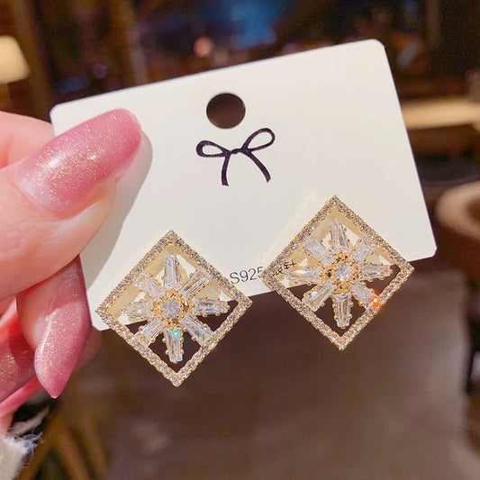 Crystal Burst Square Stud Earrings – Zelvyn